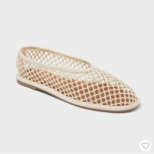 Esme Stretch Crochet Shoes in Cream Universal Thread NWT sz9.5